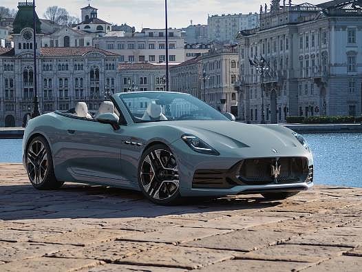 Maserati yeni model ailesini tanıttı: Hem V6 canavarı hem %100 elektrikli