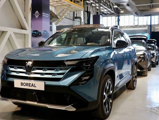 Otomotivde yeni dönem: Renault Boreal Bursa'da banttan indi