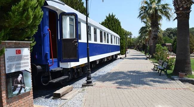 İçinde Atatürk'ün meşhur tren fotoğrafının çekildiği tren de var... İki asırlık demir yolu serüveni Çamlık’ta hayat buluyor