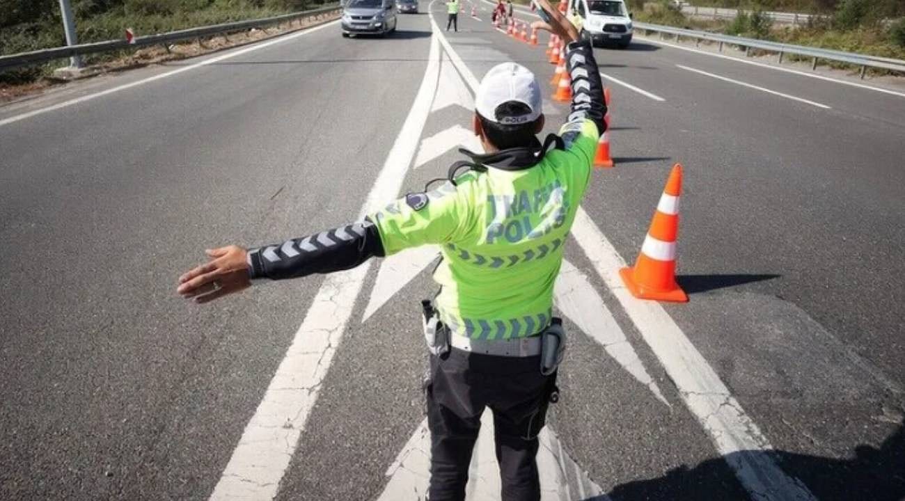 İstanbul'da yarın hangi yollar trafiğe kapatılacak?