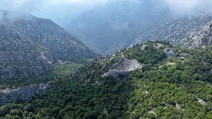 Termessos’un kapısında 2 bin yıllık kehanetin sırrı çözüldü: "Bugün ticaret yapma, niyet ettiğin yere gitme!"
