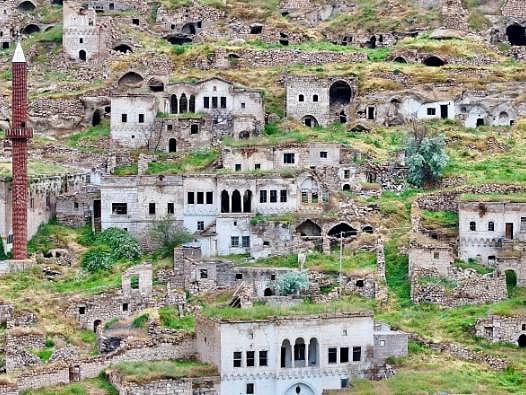 Haritada var, içinde yaşayan yok: Roma ve Bizans döneminden kalan mahalle neden boşaltıldı?