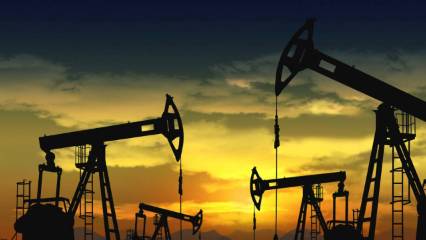 ABD petrol fiyatı tahminini yukarı yönlü revize etti