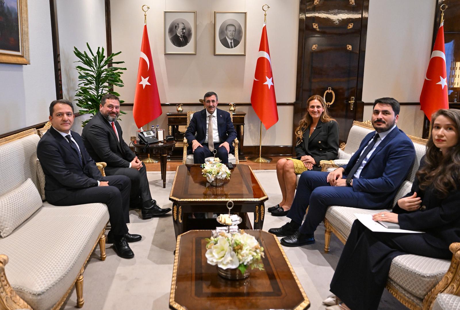 Kaspi.kz CEO'su: Türkiye'de yatırımlara devam edeceğiz-1
