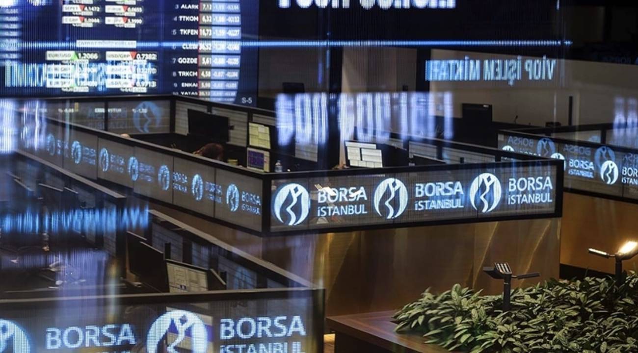 Borsa yeni haftaya rekor tazeleyerek başladı