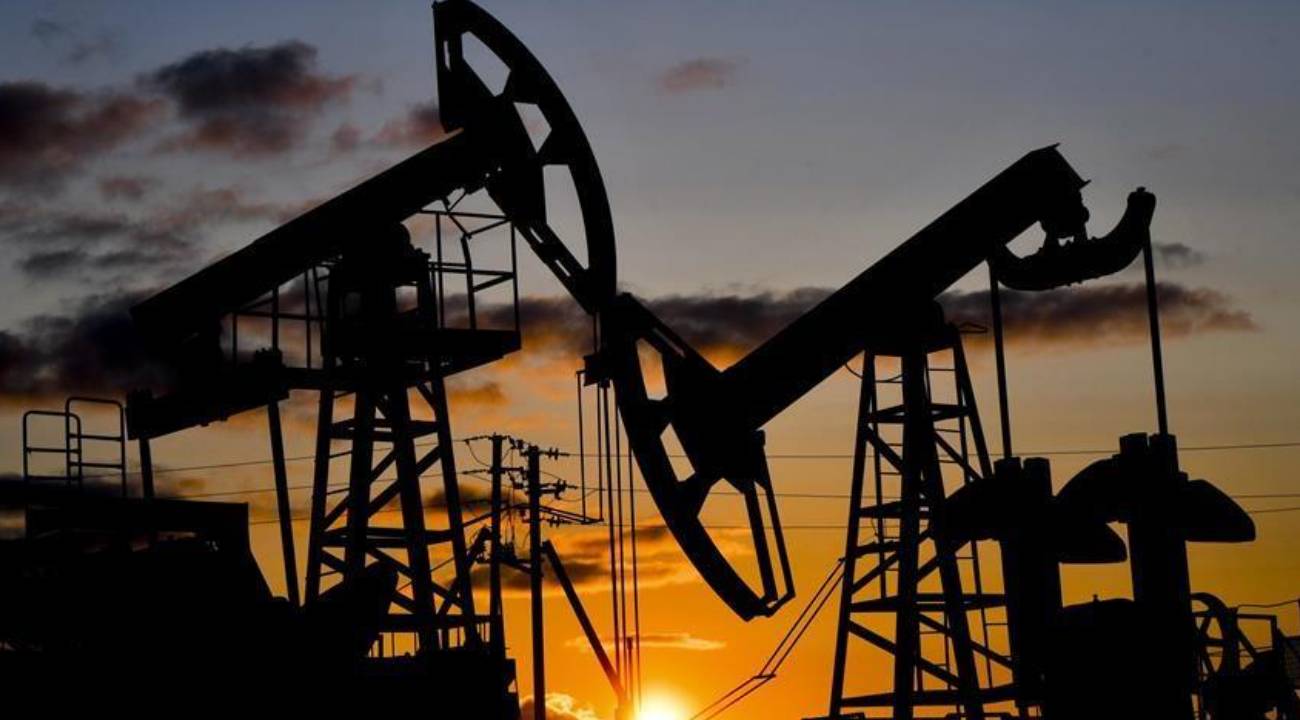 ABD petrol fiyat tahminini revize etti