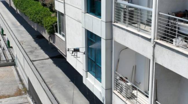 TEMİZLİĞİ DRONE'LARA EMANET EDİYORLAR