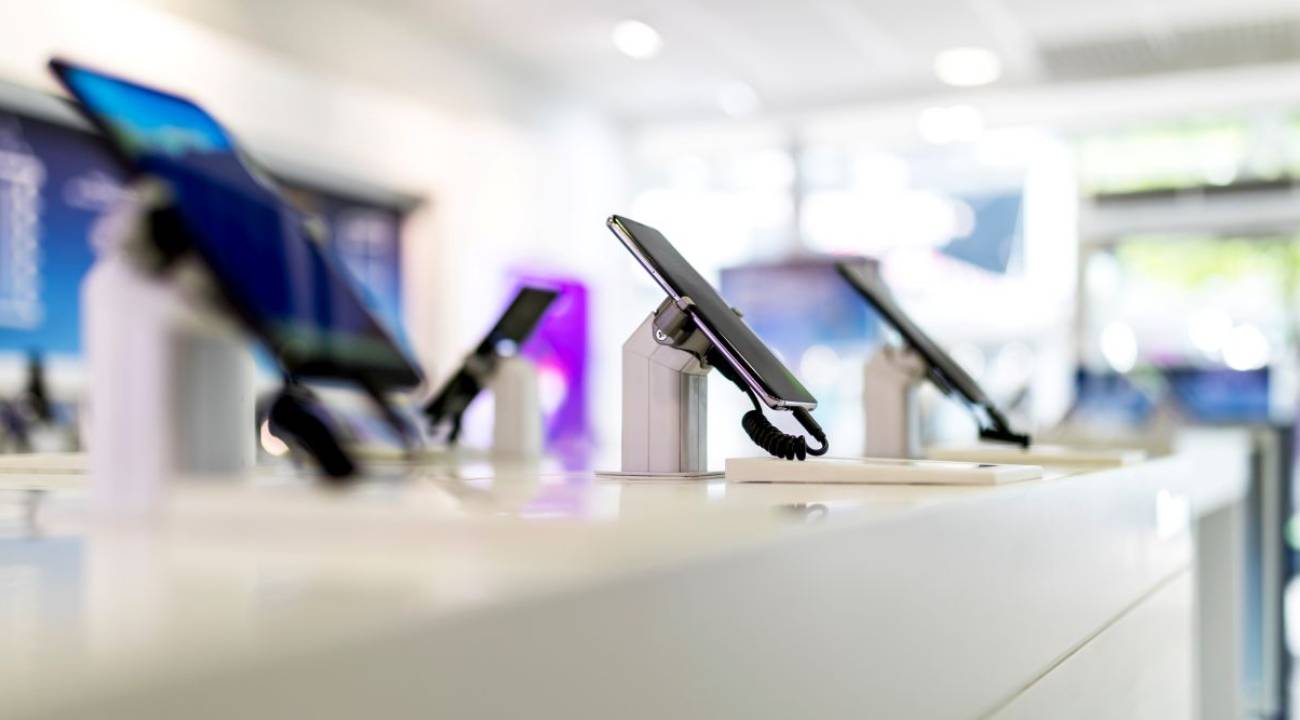 Telefon satışları ayakta tutacak, çip tarafı düşüşte