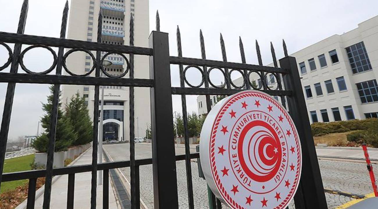 30 sosyal medya hesabına erişim engeli