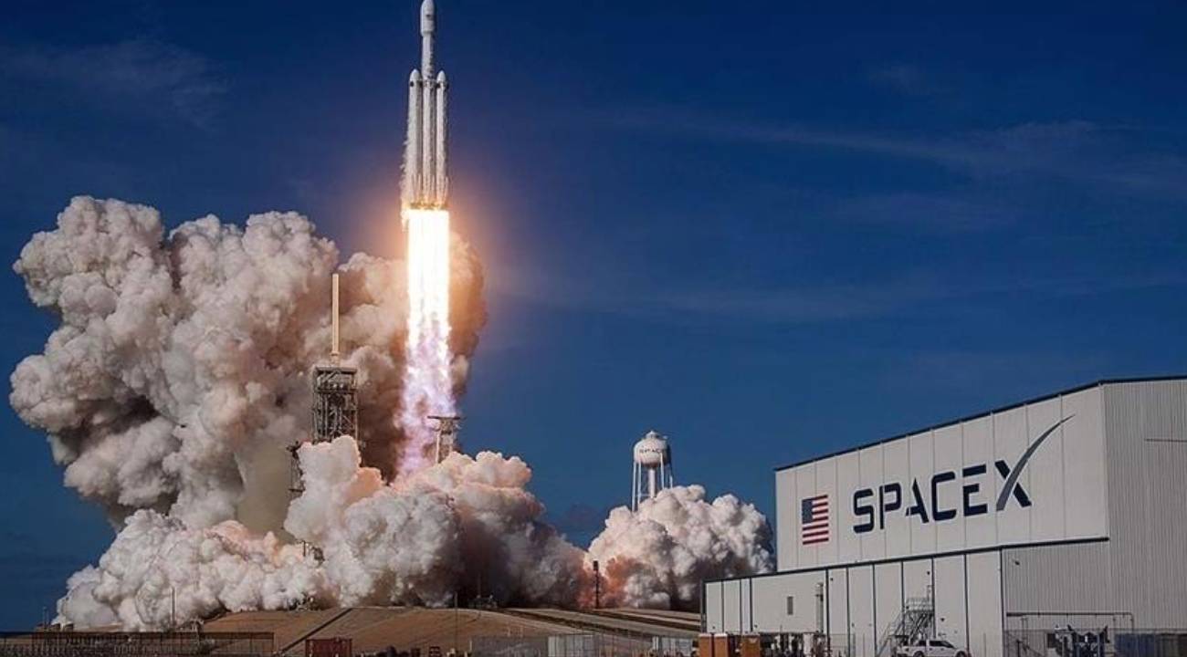 SpaceX uçuşuna engel: "Bir sonraki en uygun fırsatı bekliyor"