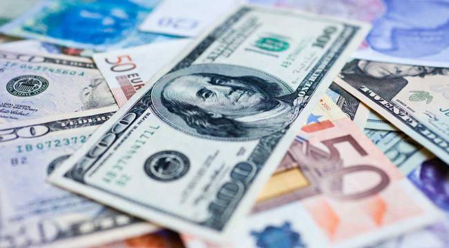 DOLAR VE EURO YÜKSELDİ, ALTIN GERİLEDİ