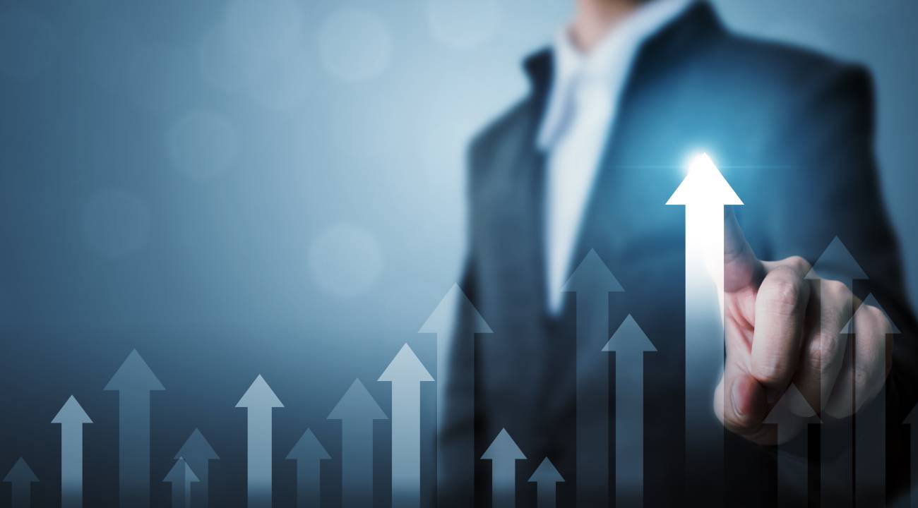 Teknoloji devinin CEO'su hisse sattı, serveti Warren Buffet ile yarışıyor
