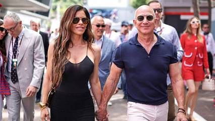 Jeff Bezos'un eşi kolunda 'bir ev' taşıyor