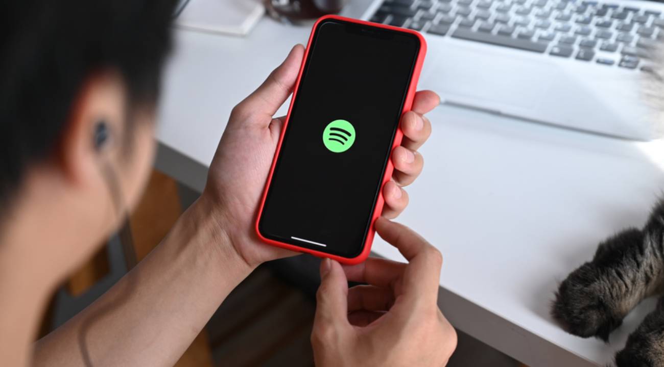 Spotify'dan şaşırtan yeni özellik: Yaş sınırı var