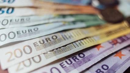 Euro Bölgesi'nde dış ticaret fazlası