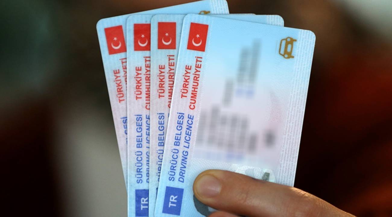 Bugün son: Ehliyetini yenilemeyenler için kritik gün