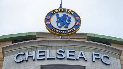 Chelsea ve Aston Villa'ya UEFA'dan ceza