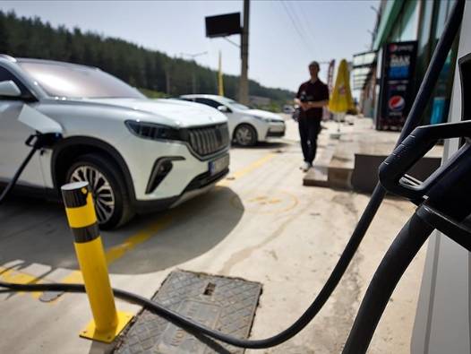 Türkiye'deki elektrikli otomobil sayısı ilk kez 280 bini aştı
