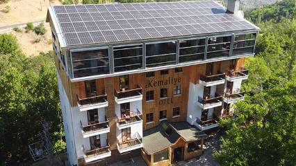 Yüzde 50 hibe aldı, kendi otelini açtı