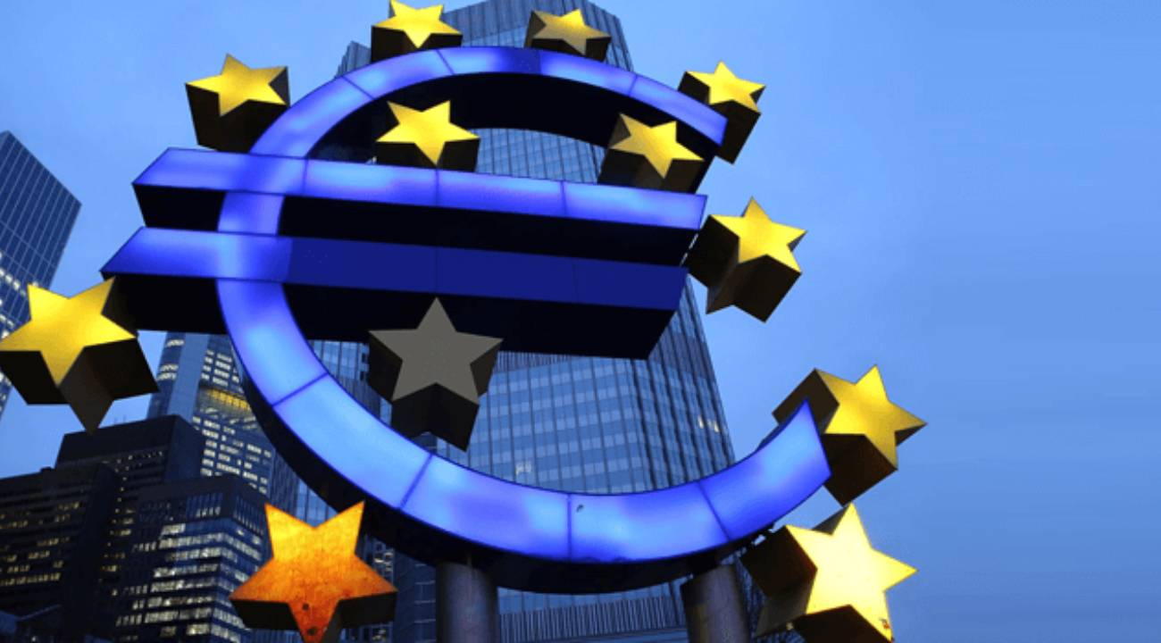 Euro Bölgesi'nde yıllık enflasyon beklentileri aştı
