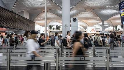 Hava yolu şirketinden şaşırtan karar: Bagaj avına bonus