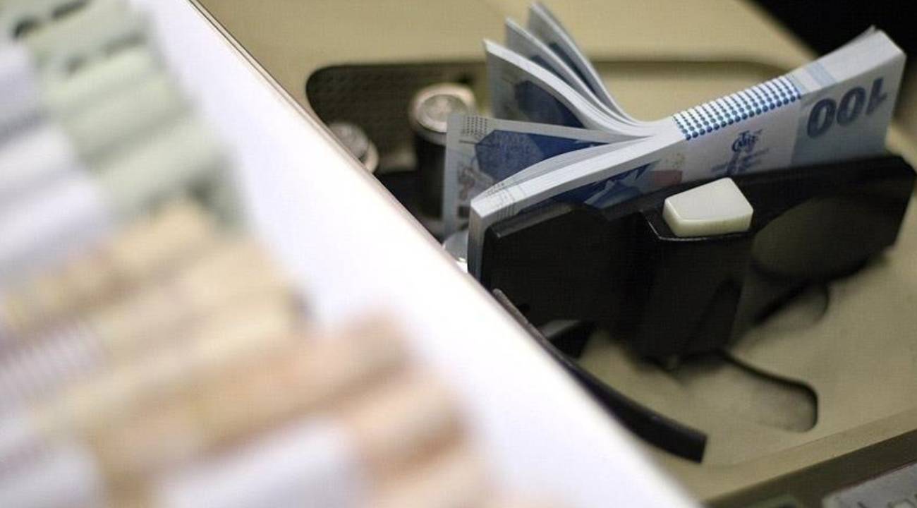 KKM hesaplarından çıkış devam ediyor