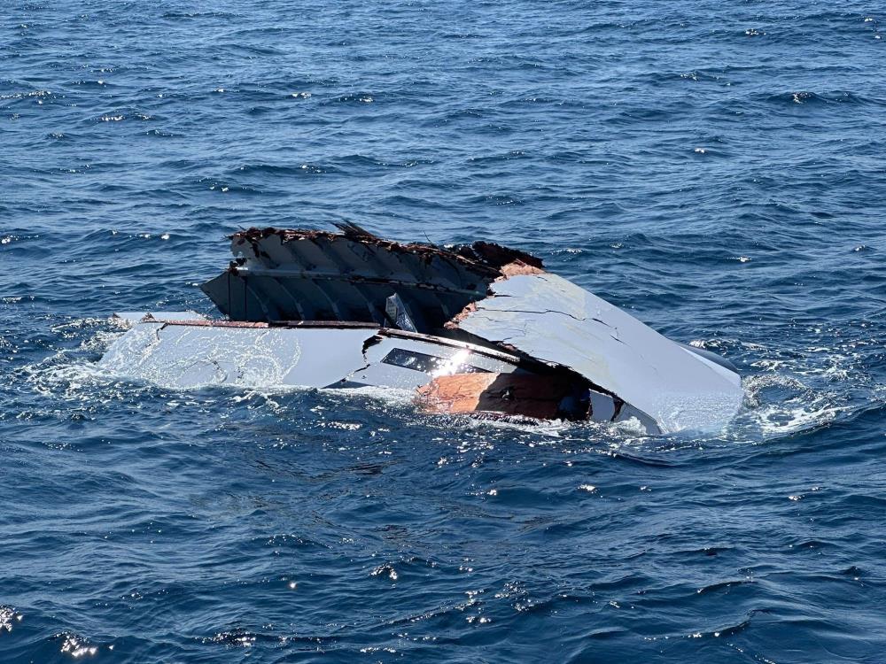 Ünlü iş insanı denizde kayboldu: Yatı parçalanmış halde bulundu-1