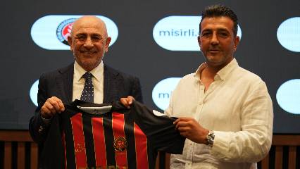 Mısırlı, Fatih Karagümrükspor'un göğüs sponsoru oldu