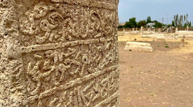 180 MEZAR TAŞININ ZEMİN BLOKAJI YAPILDI