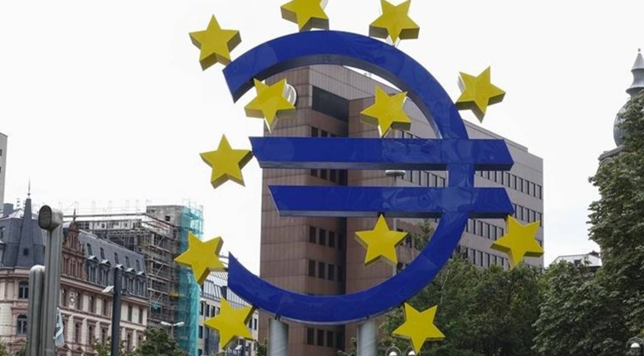 Euro Bölgesi'nde perakende satışlar düştü
