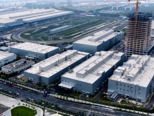 Volkswagen elektrikli araçlarını Çin'de tasarlayıp üretebilecek