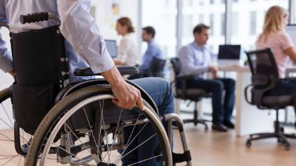 Engelli çalıştıran işverene SGK'dan 4 milyar liralık destek