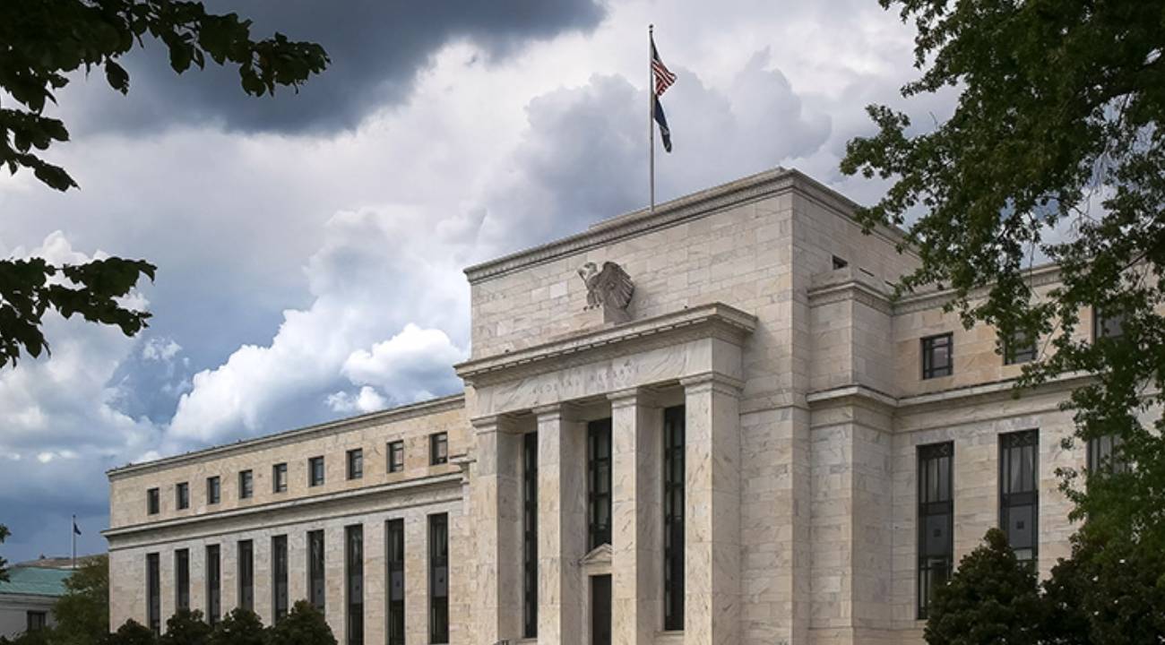 Kapanma, Fed'in faiz indirimlerini zora sokacak
