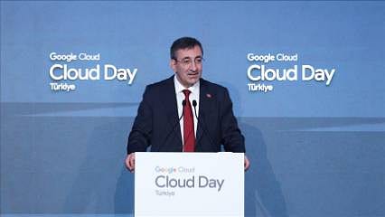 "Google, Türkiye'ye 2 milyar dolar yatırım yapacak"