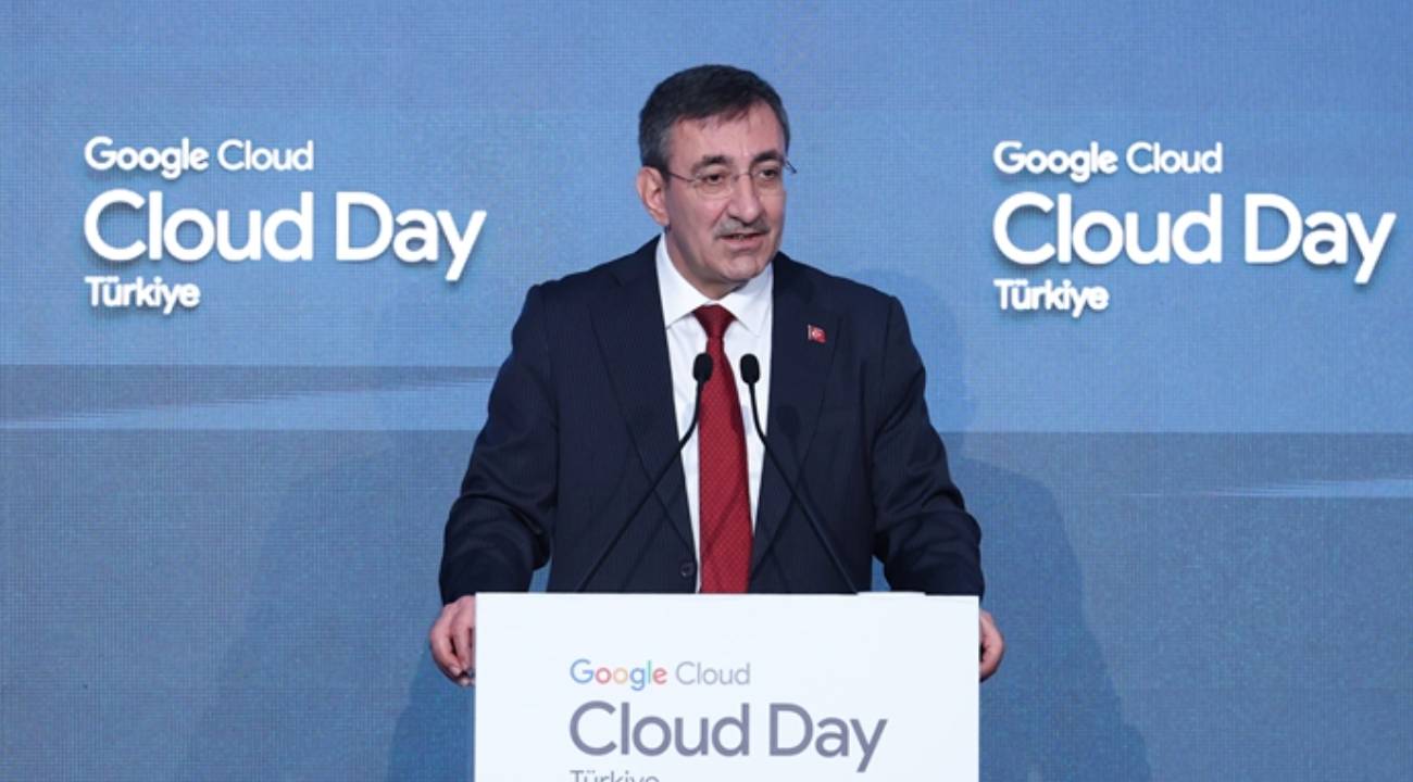 "Google, Türkiye'ye 2 milyar dolar yatırım yapacak"