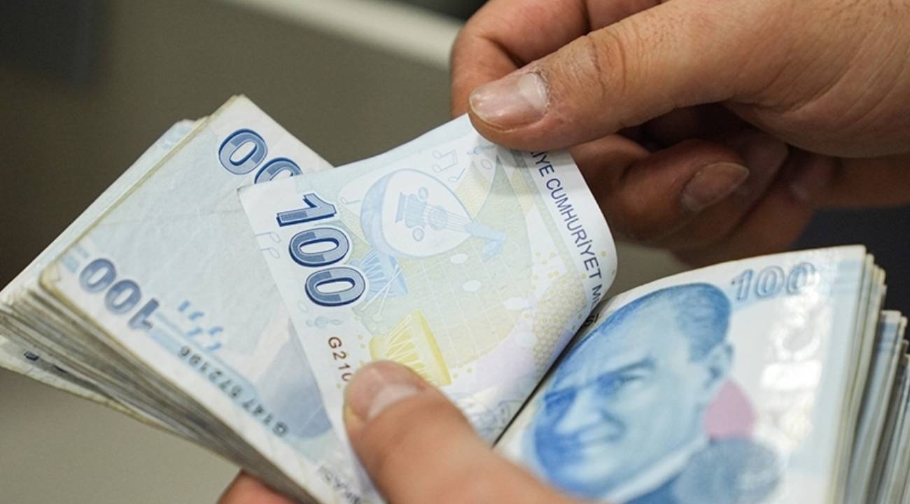 Ekim ayı yaşlı ve engelli aylıkları hesaplara yatırılmaya başlandı