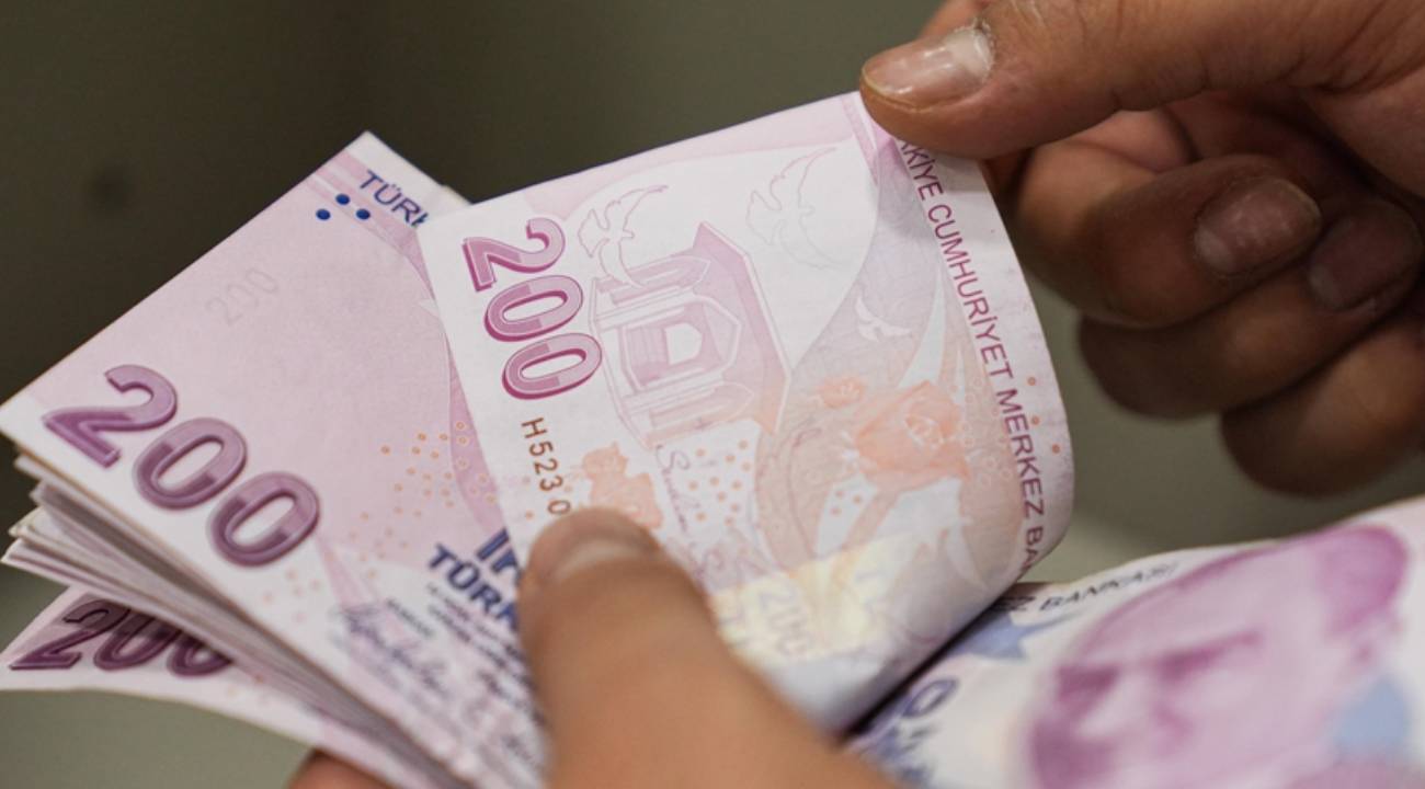 Evde bakım yardımı ödemeleri hak sahiplerinin hesaplarına yatırılmaya başlandı