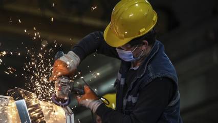 Sanayi üretimi Ekim'de yıllık yüzde 2.2 arttı