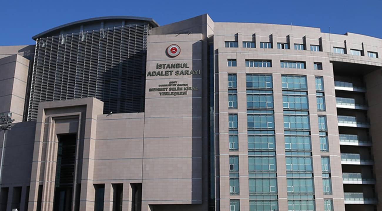 Borsa manipülasyonu soruşturmasında 12 şüpheli adliyede