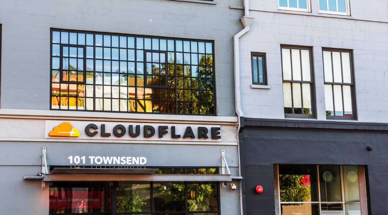 Görünmez devdeki bir arıza interneti felç etti: Cloudflare nasıl kuruldu? Ne iş yapıyor?