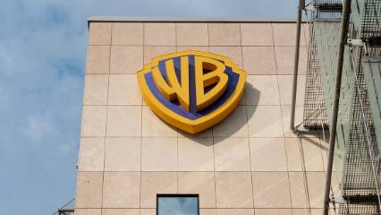 Medya devlerinin Warner Bros savaşı kızışıyor