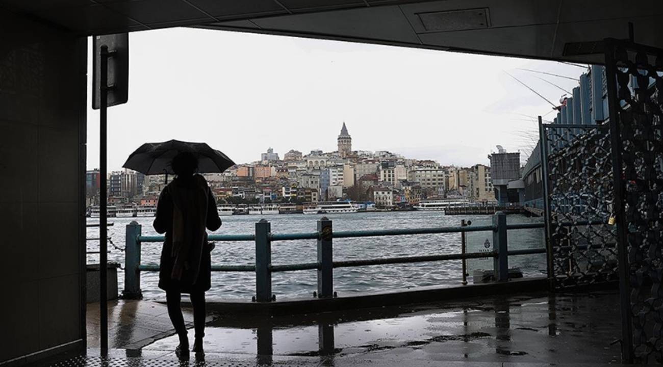Meteorolojiden İstanbul ve çevre iller için sağanak uyarısı geldi