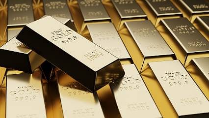 5 bin 600 dolardan 4 bin dolara: Küresel piyasalarda altın neden geriledi? İlk yarının bilançosu ve yeni beklentiler...