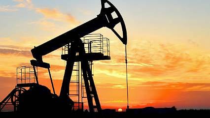 İsrail-İran gerilimi enerji piyasalarını sarstı: Petrol ve gaz fiyatlarında sert yükseliş