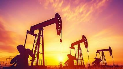 Petrolde 13 Temmuz'dan bu yana bir ilk: Diplomatik temaslar fiyatları geriletti