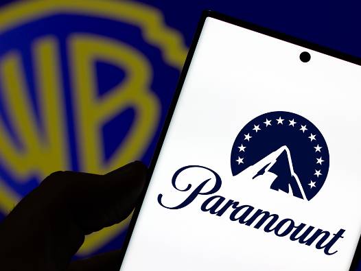 Hollywood’da devlerin savaşında son durum: Paramount, Warner Bros’u Netflix’in elinden alıyor