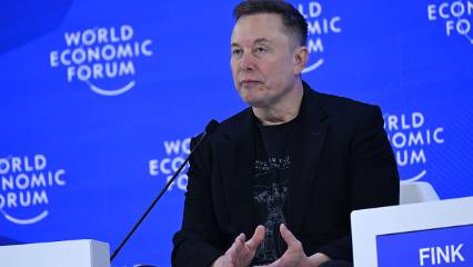 Elon Musk tarih verdi: İnsansı robotları gelecek yıl sonu satmaya başlayabiliriz
