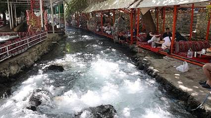 Yaz sıcağından kaçanların rotası: Bölgenin serinleten doğa harikaları