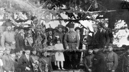 Gazi’nin hayatı tek bir eserde: Atatürk’ün bilinmeyen fotoğrafları gün yüzüne çıktı