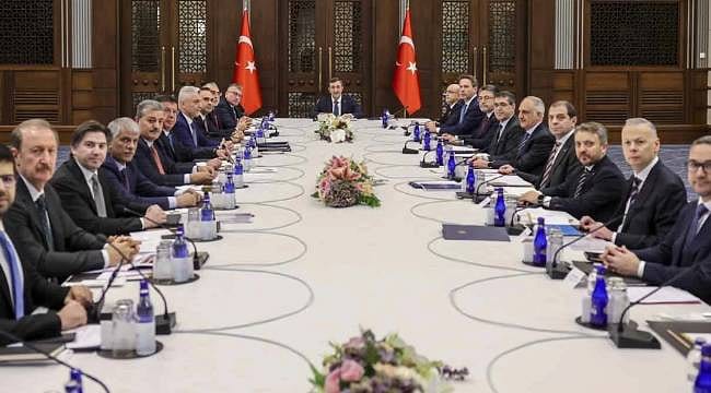 "Rekabet gücünü artıracak politikalar kararlılıkla sürdürülecek"